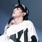 [CHEN] <b>룰루</b> 벽반달려야지~