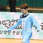 [시우민] <b>민서</b>깅 ㅠ공차면서도 소매눈 씹덕이얌 ㅜ