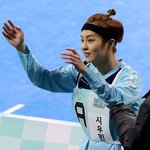 [동아포토] '아육대' 엑소 시우민, '<b>소녀</b>팬 마음 사로잡은 사과머리~'