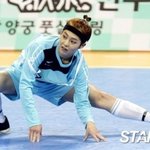 [시우민] 우민아..다리..근육..와