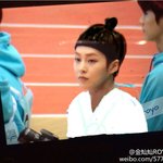 [시우민] 아육대에 <b>놀러</b>온 고귀한 슈선비.