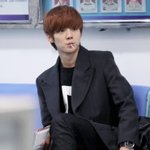 [EXO] 나 진심 <b>고민</b>있음 제발 들어줘