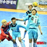 [시우민] 민석이 <b>헤딩</b> ㅋㅋㅋㅋㅋㅋㅋㅋㅋ