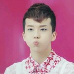 [BAP] 습관 마저 씹덕인 영업<b>사원</b> 유영재