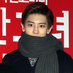 [EXO] 내가 기사사진을 저장할 줄이야..