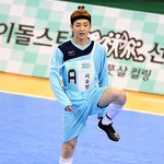 [시우민] 아육대 기사사진에서 죄다 살아남은 새싹본좌.jpg