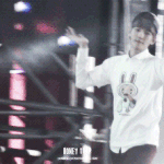 [백현] 크런키 광고 뭔가 뜬금포지 않아?ㅋㅋㅋㅋ