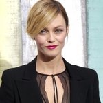 <b>조니</b>뎁 전처 바네사 빠라디 최근