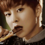 [시우민] 이렇게 또 <b>내</b>눈앞에서 <b>돈</b>이 사라지는데