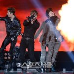 [BAP] 이 사진에서 <b>주목</b>해야할 3가지