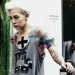 [카이] 이 네명의 공통점은 뭘까?