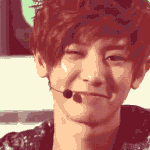 [찬열] 윙크하는건가?