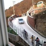 [유머] <b>부산</b>의 어느학교 언덕길.jpg