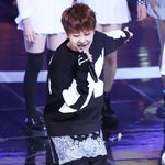 [시우민] 민석아....ㅠㅠ