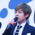 [시우민] 푸쉬업 미니 <b>얼굴선</b>봐봐