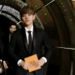 [백현] 이렇게<b>수트</b>잘어울리는<b>남자</b>