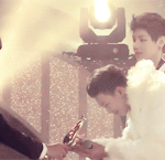 [<b>xoxo</b>] 백현이와 뷔(v?맞아요...?)님의 만남