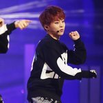 [시우민] <b>뉴</b>고화질 <b>속</b> 서로다른 씹덕들