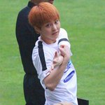 [시우민] <b>아이</b><b>컨</b>택...민석선배..