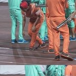 [EXO] (털썩)