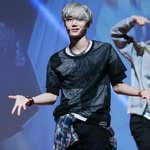 [EXO] 여기서 <b>종인</b>이만 중요한게 아니에요