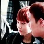 [시우민] <b>공항</b>에서 화보찍나요?