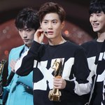 [EXO] 골디 준면<b>직찍</b>