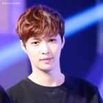 [EXO] 레이 이 사진..진짜..<b>순수</b>함이 느껴지는..