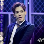 [CHEN] ..다들..