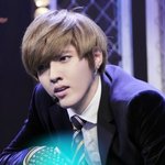 [크리스] 희슈<b>형아</b> 머시따..