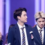 [카이] 김종인 주먹 꽉쥐는거