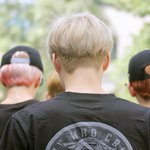 [카이] <b>뒤통수</b> 한대 때리고싶다...