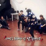 [백현] 맴<b>버들</b>의 아빠미소ㅋㅋ