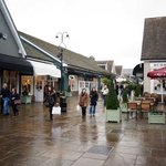 [LIFE]영국- 저렴한 가격에 득템! 비스터빌리지