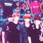 [카이] 슬금슬금뒤로가더니쑥올라오는_<b>gif</b>