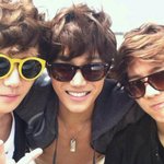 [EXO] 여기 세훈이가 쓴 썬<b>글라스</b>