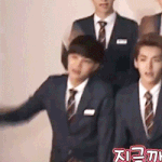 [카이] 종인이 몇 살?