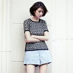 새 <b>화보</b> 찍은 김우빈 여친