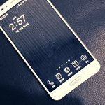 요즘 국내 폰중에 디자인 갑은 <b>베가</b>인듯..
