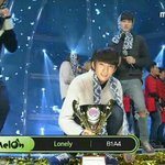 [<b>b1a4</b>] 두번째 1위.챔피언송 수상