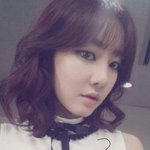 레인보우 의상 미친거 아니야?