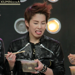[시우민] <b>이</b>사진 보면 ...좋아 ㅠㅠ