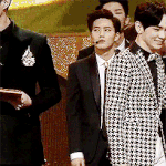 [<b>xoxo</b>] 레이 챙겨주는 키ㅠㅜ