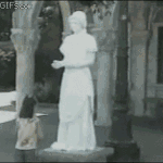 [유머] <b>변장</b> 장난류 甲.gif