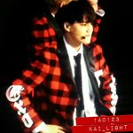 [카이] 종인이 타탄<b>체크</b>ㅠㅠ