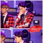 [카이] <b>김종인</b>ㅋㅋㅋㅋ웃음참는거봨ㅋㅋㅋㅋ