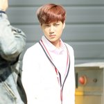 [EXO] 종인아 <b>칫솔</b>삐져나왔어