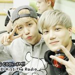 [카이] 종인이 <b>상체</b>길이ㅋㅋ