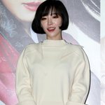 얼굴만 살쪄 보이는 최근 가인
