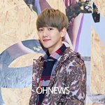 [EXO] 오늘 엑솤 코오롱 스포츠 그거 갔구나..